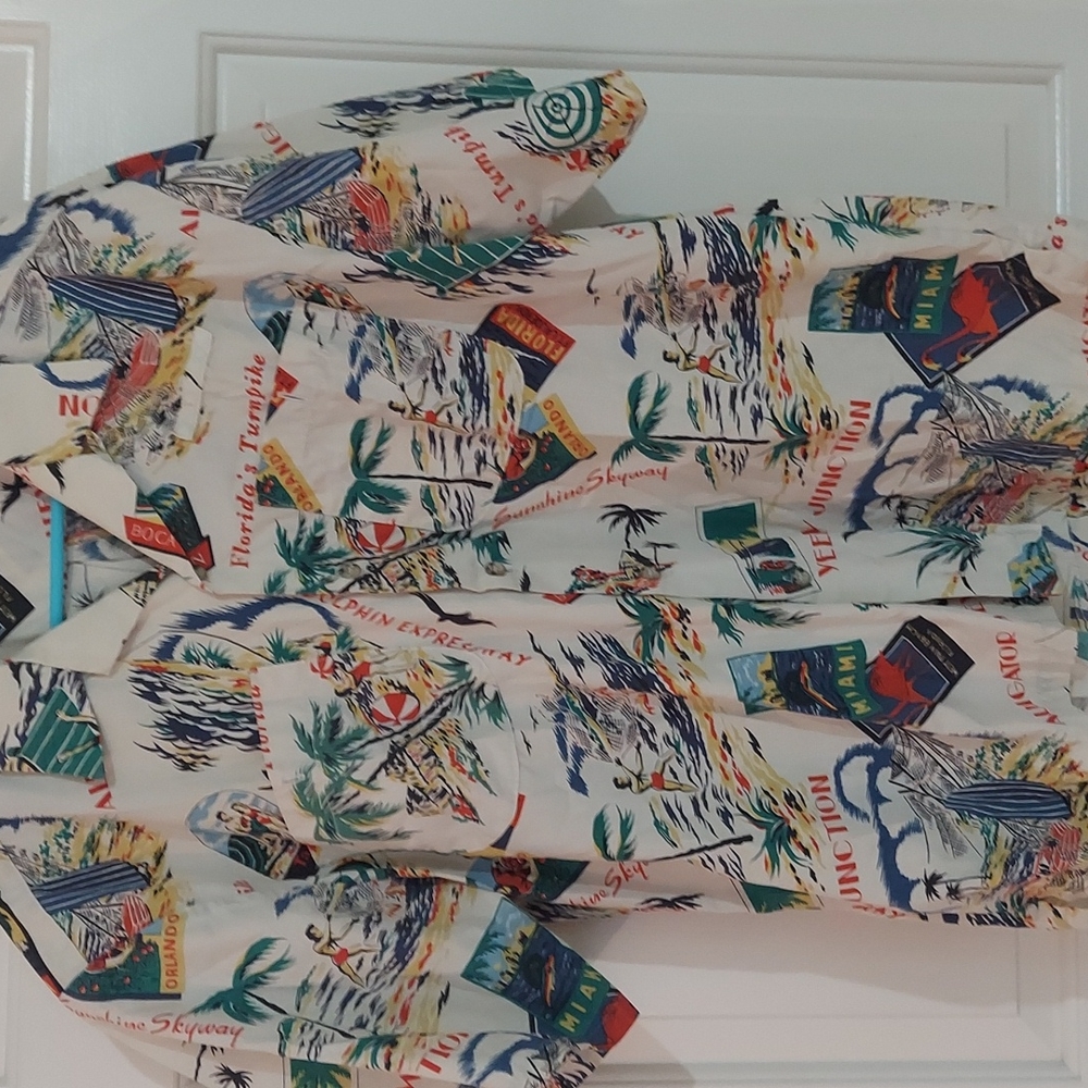 EUC Men's Vintage Florida Button up shirt size Large